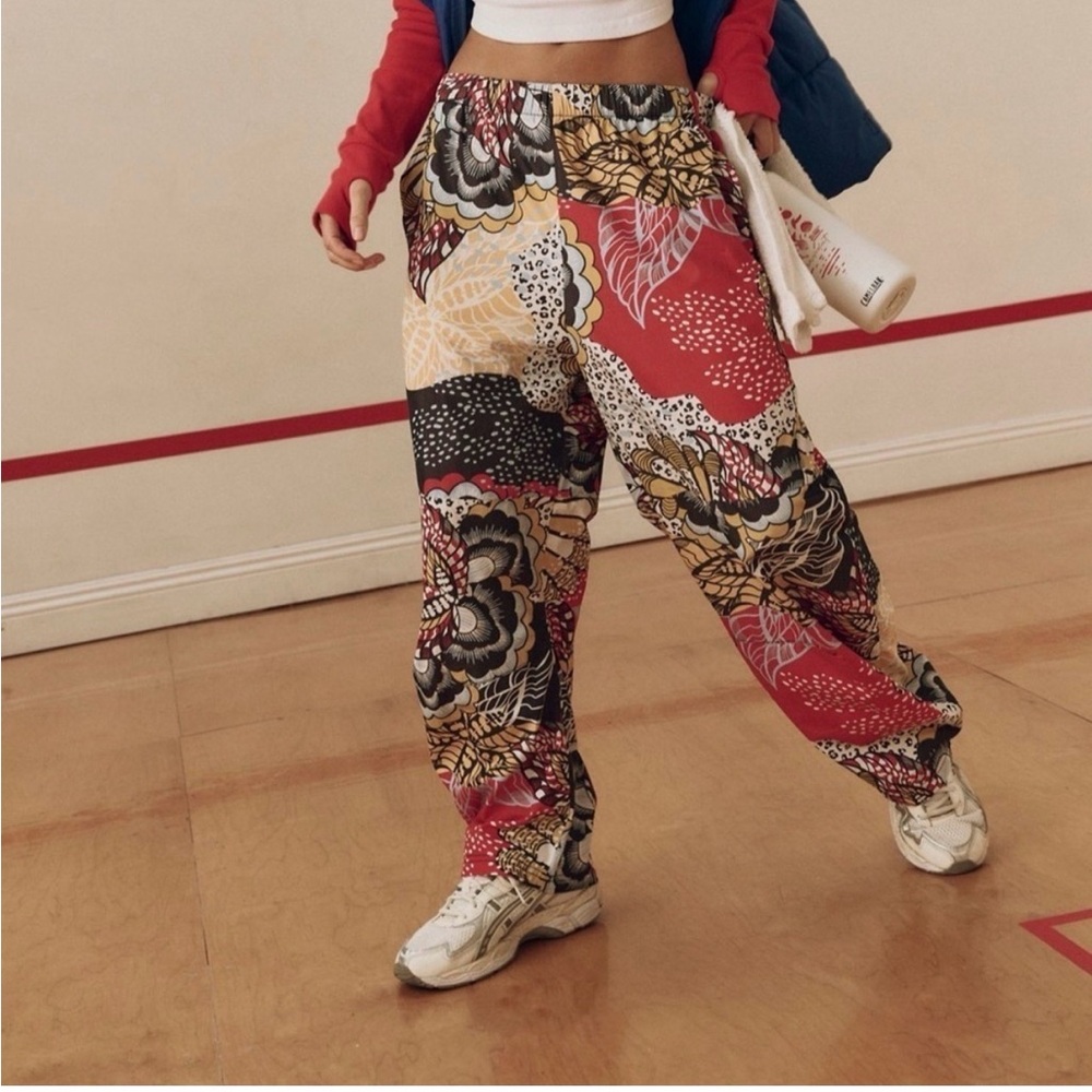 Free People Movement Game Day Pants sz S NWT